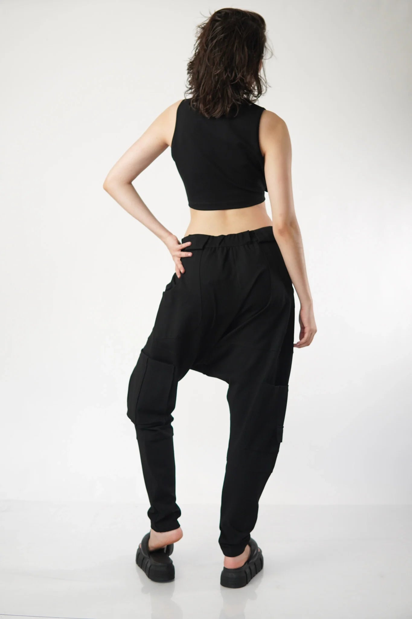 SARIN CROPTOP